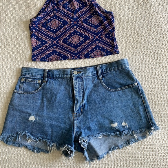 Cheeky high rise short - No boundaries - Picture 4 of 6